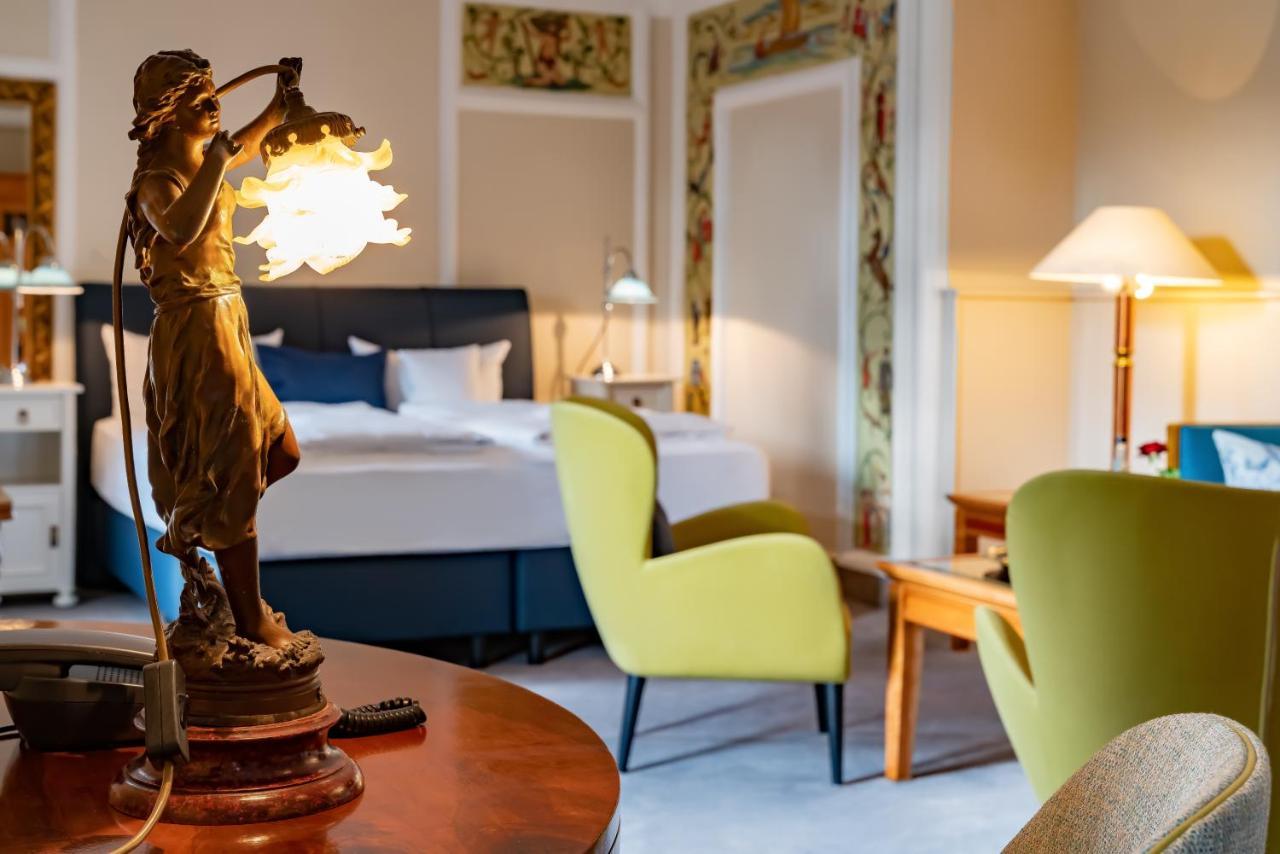 טראבן-טרארבאך Romantik Jugendstilhotel Bellevue מראה חיצוני תמונה