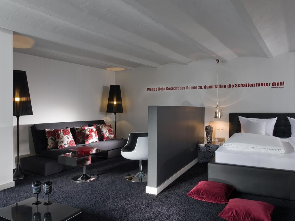 טראבן-טרארבאך Romantik Jugendstilhotel Bellevue מראה חיצוני תמונה