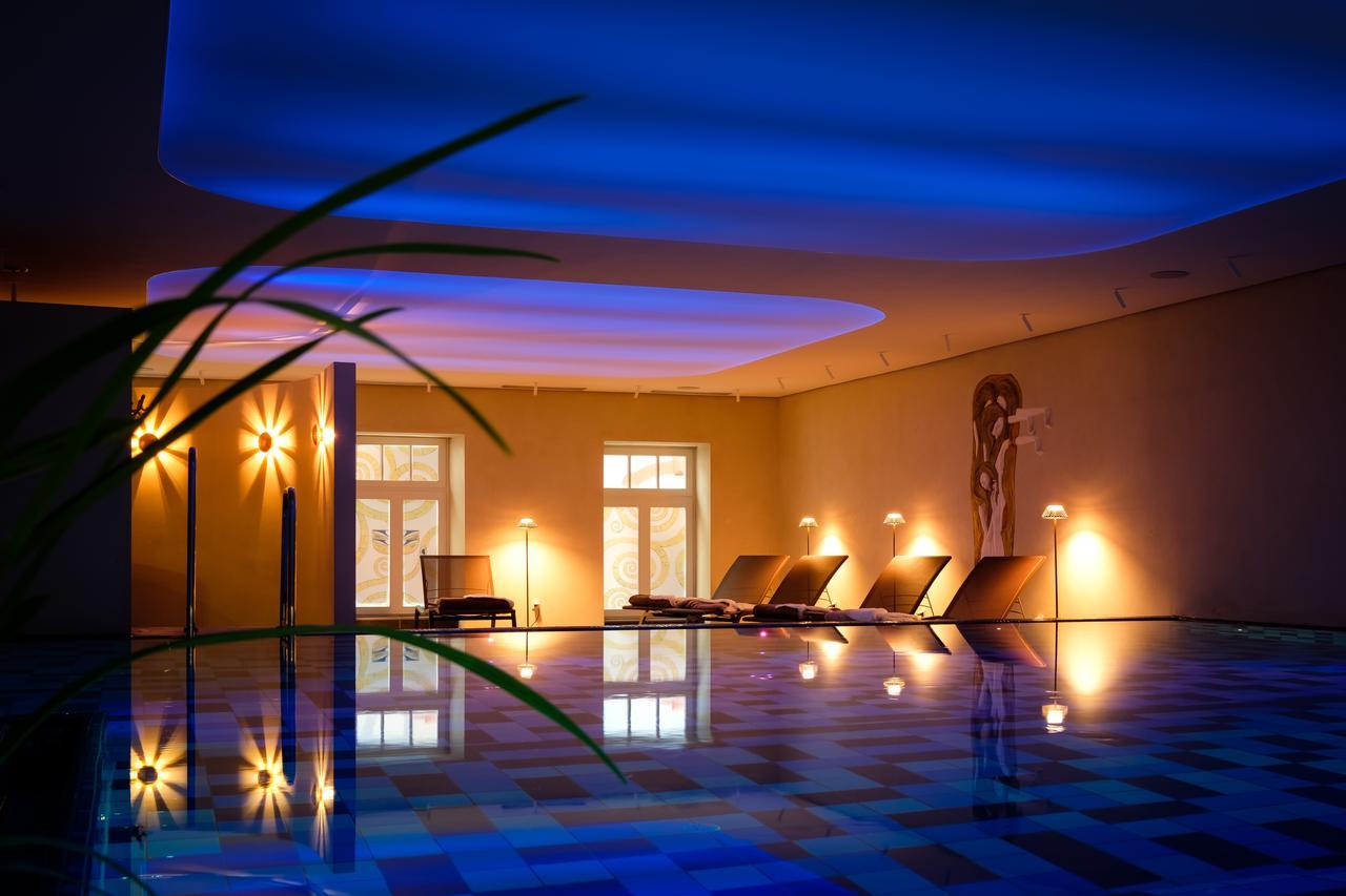 טראבן-טרארבאך Romantik Jugendstilhotel Bellevue מראה חיצוני תמונה
