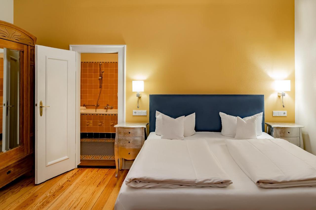 טראבן-טרארבאך Romantik Jugendstilhotel Bellevue מראה חיצוני תמונה