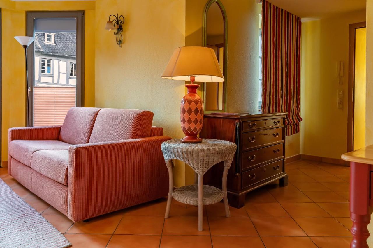 טראבן-טרארבאך Romantik Jugendstilhotel Bellevue מראה חיצוני תמונה