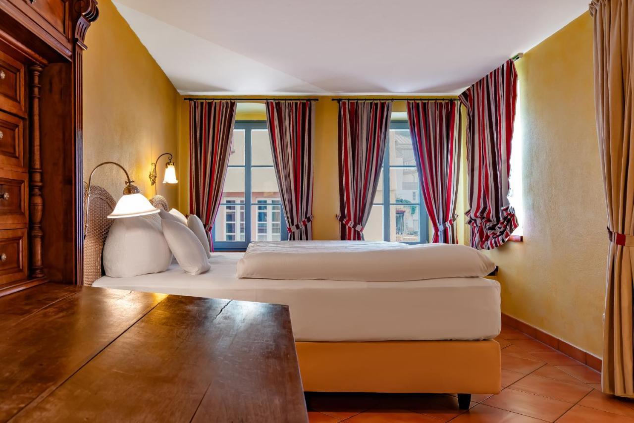 טראבן-טרארבאך Romantik Jugendstilhotel Bellevue מראה חיצוני תמונה